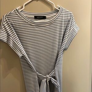 White and Gray Cuffed Sleeve Tie Front Tee